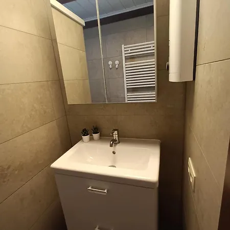 Maison De 6 Personnes Dans Domaine Prive *